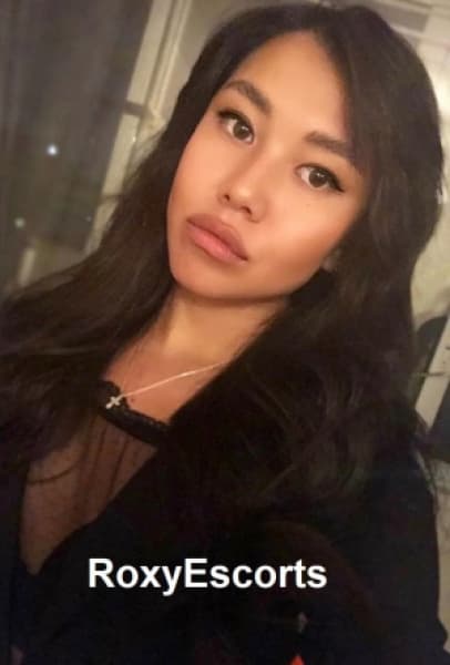 Sage, 28, escort in Dubai (photo 2 of 4)