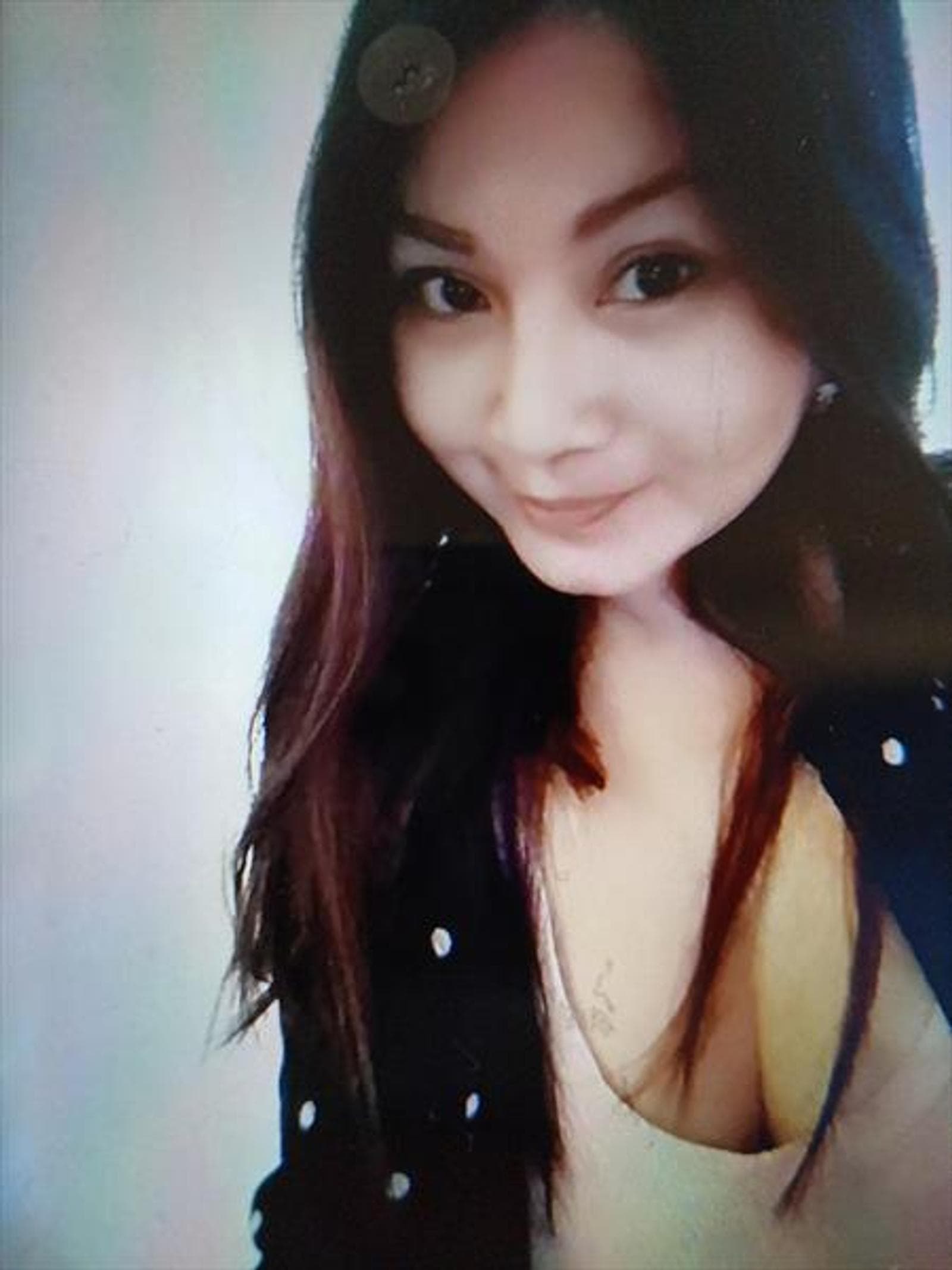 Yuqi, 37, escort in Hong Kong — black hair, 154 cm (photo 3 of 3)