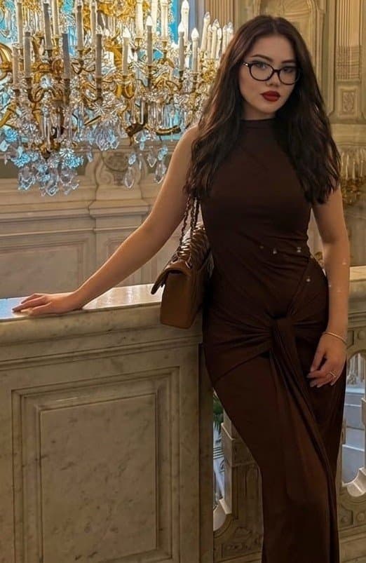 Asel, 22, escort in Almaty — Kazakh, 170 cm (photo 2 of 13)