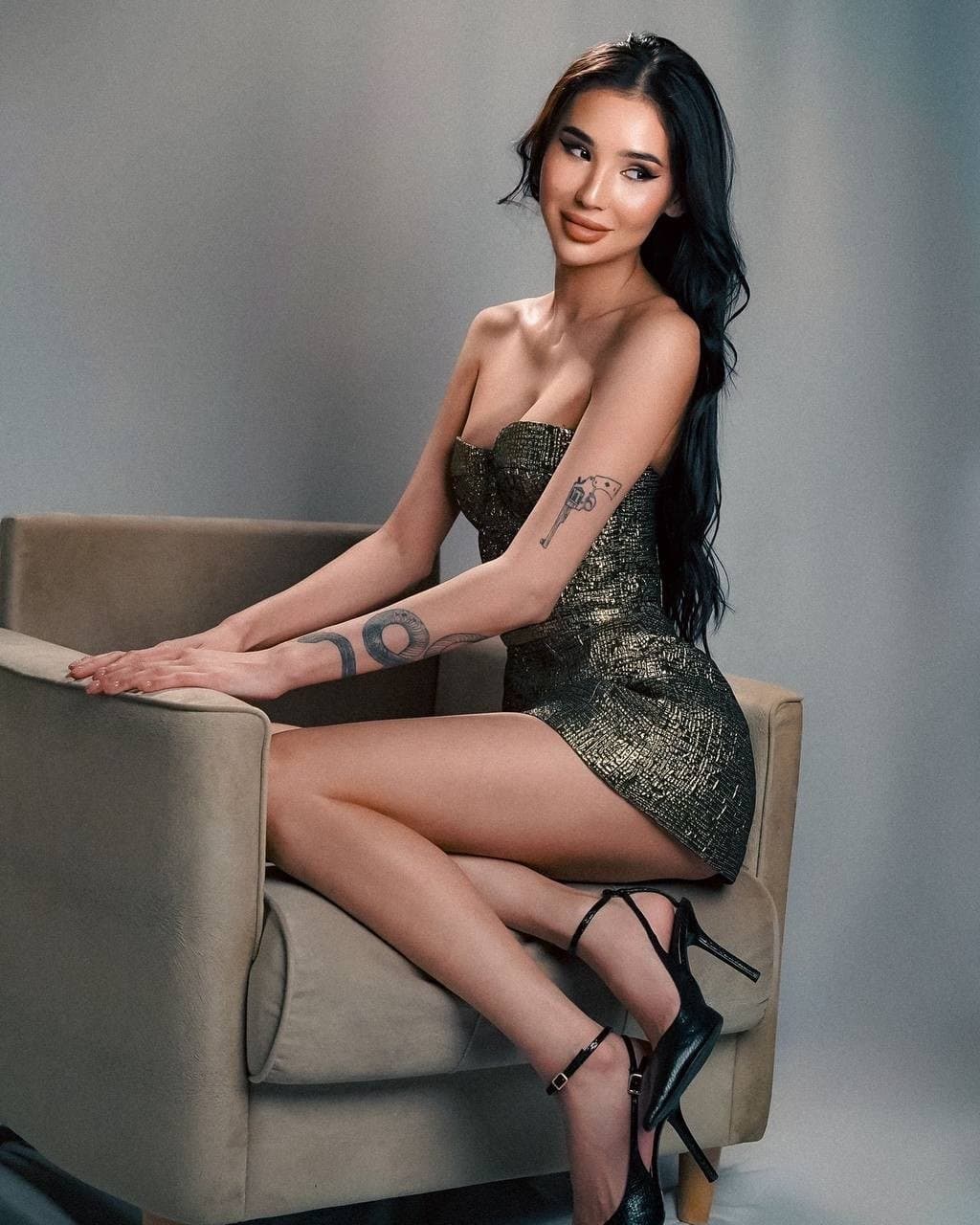 Assel, 25, escort in Bangkok — Uzbek (photo 3 of 3)