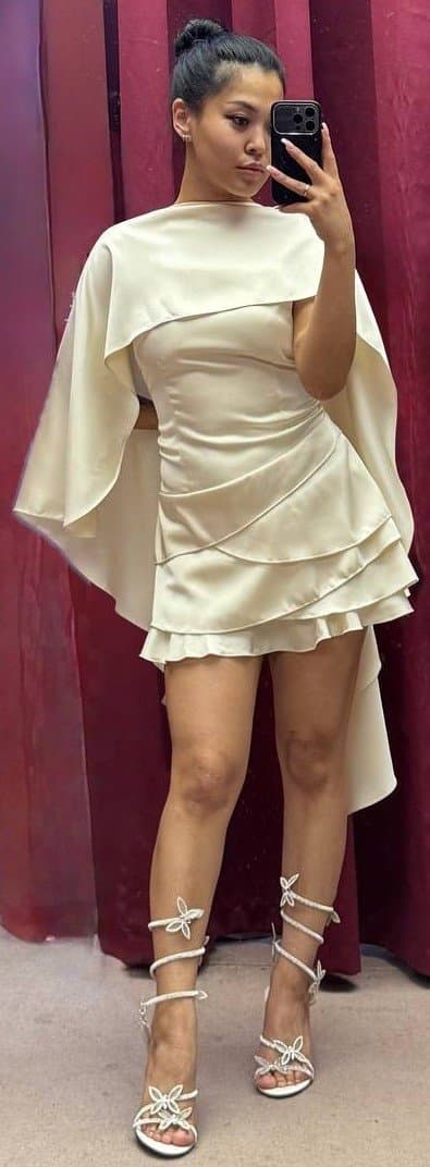 Zilola, 23, escort in Astana — black hair, Kazakh (photo 7 of 8)