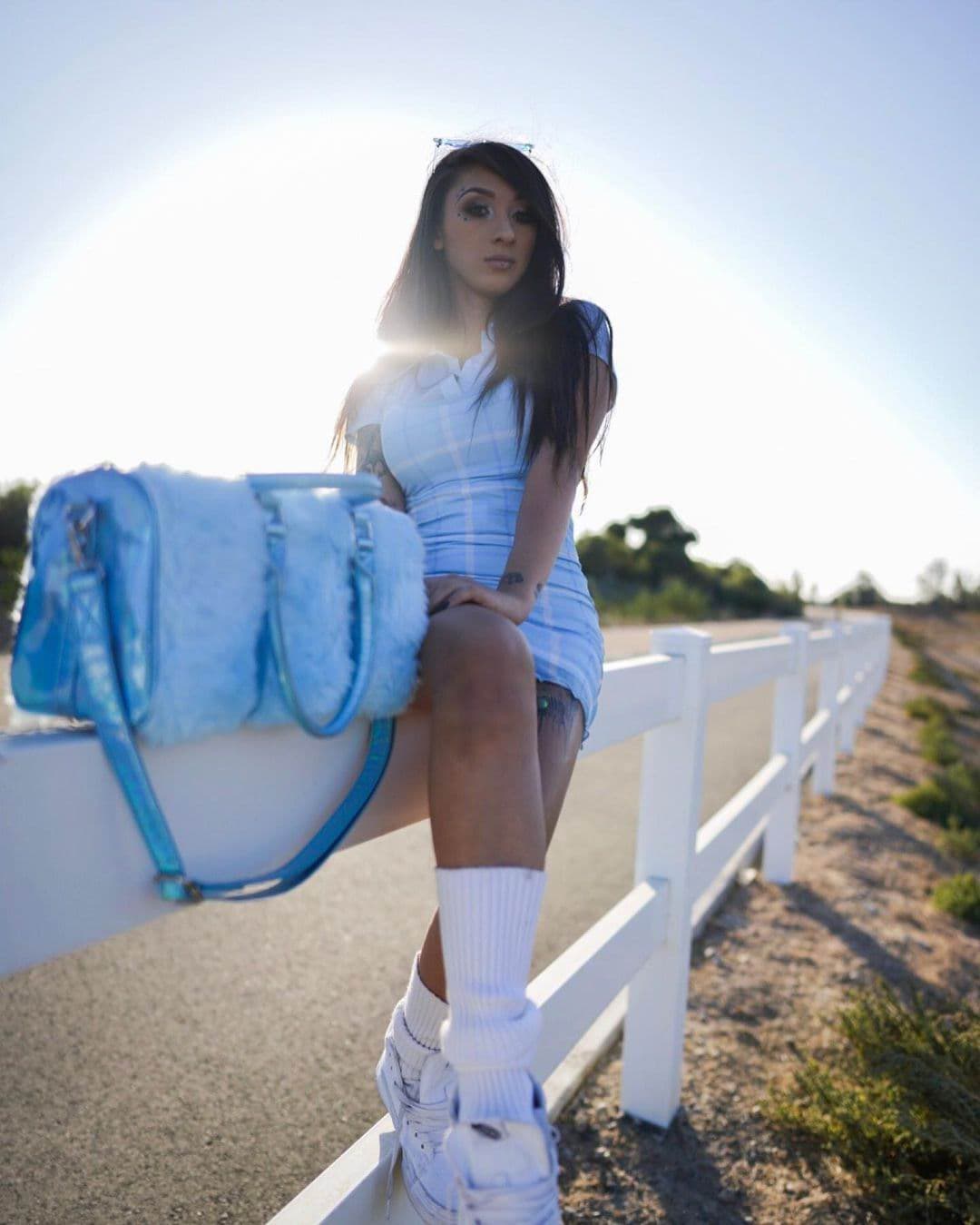 Mirabella, 22, escort in Moscow — 170 cm, black hair (photo 4 of 10)