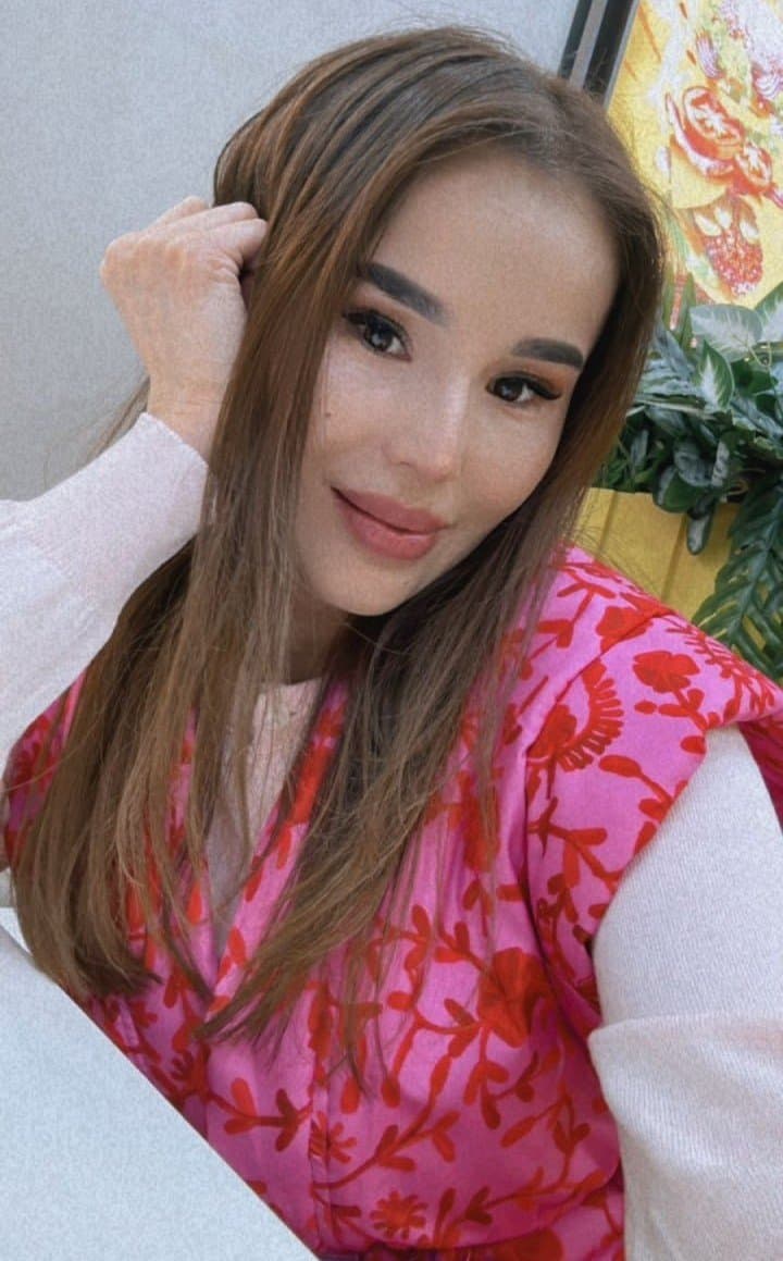 Shahnoza, 25, escort in Almaty — brown hair, Kazakh (photo 7 of 9)