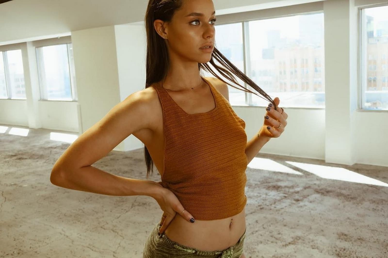 Marija, 18, escort in Moscow — brown hair, 169 cm (photo 3 of 10)
