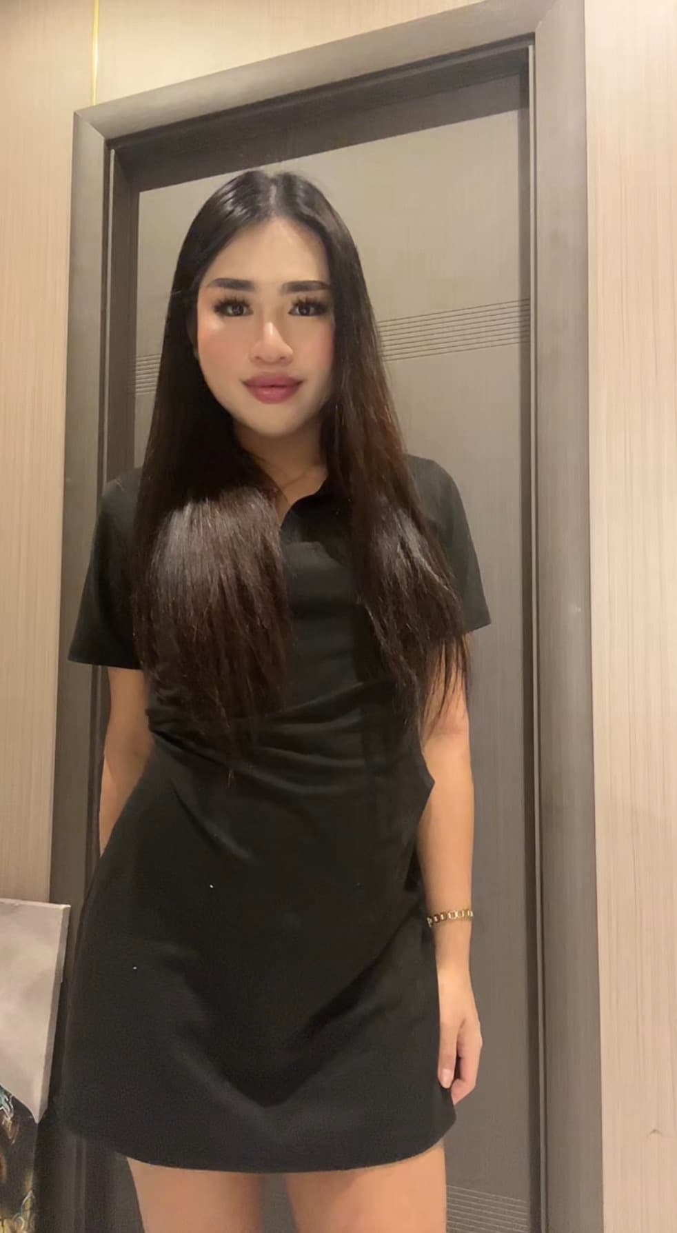 Jasmin, 24, escort in Dubai — Thai (photo 2 of 7)