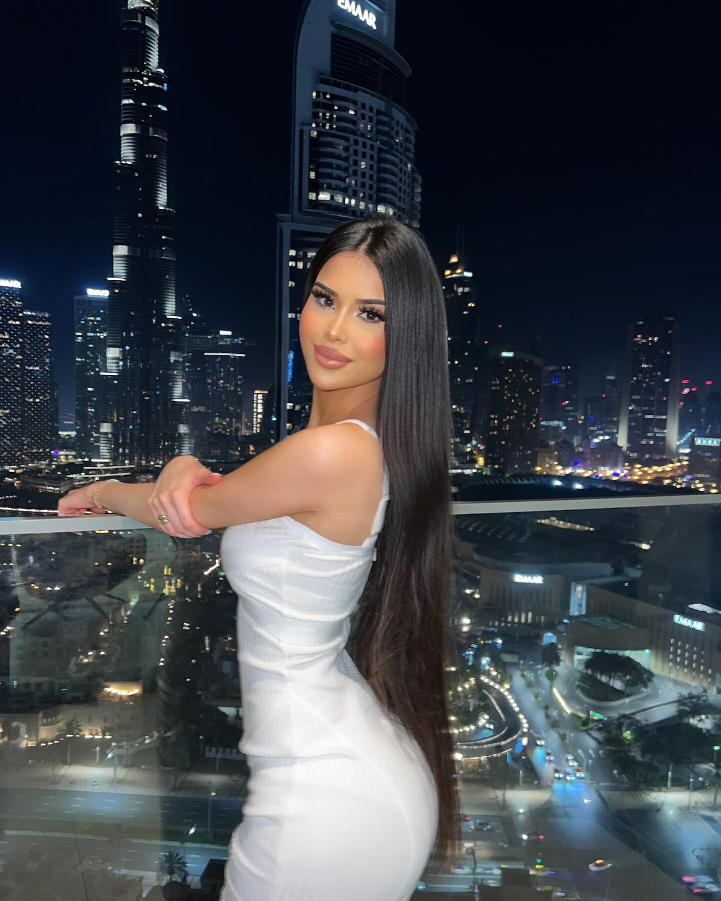 Angelina, 23, escort in Dubai — Romanian (photo 8 of 8)
