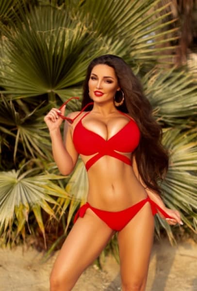 Bogdana, 31, escort in Dubai — Russian (photo 1 of 5)