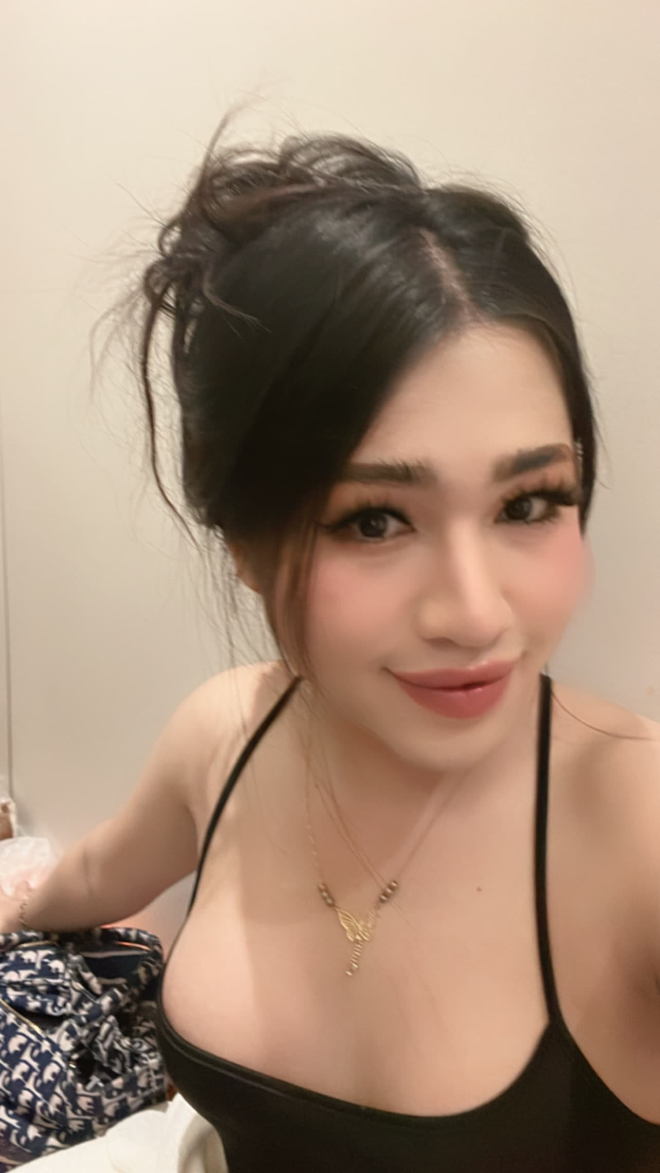 Jasmin, 24, escort in Dubai — Thai (photo 3 of 7)
