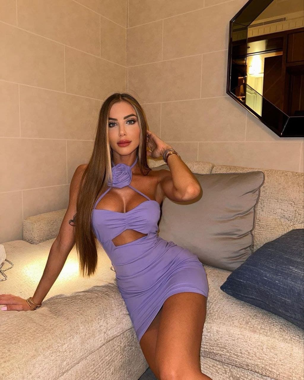 Radmila, 25, escort in Dubai — Russian (photo 3 of 5)
