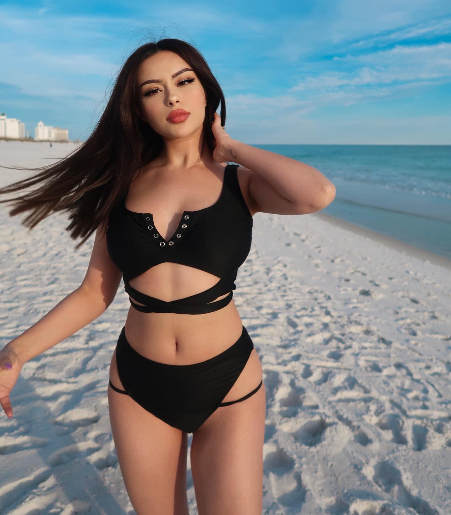 Freja, 25, escort in Dubai (photo 1 of 7)
