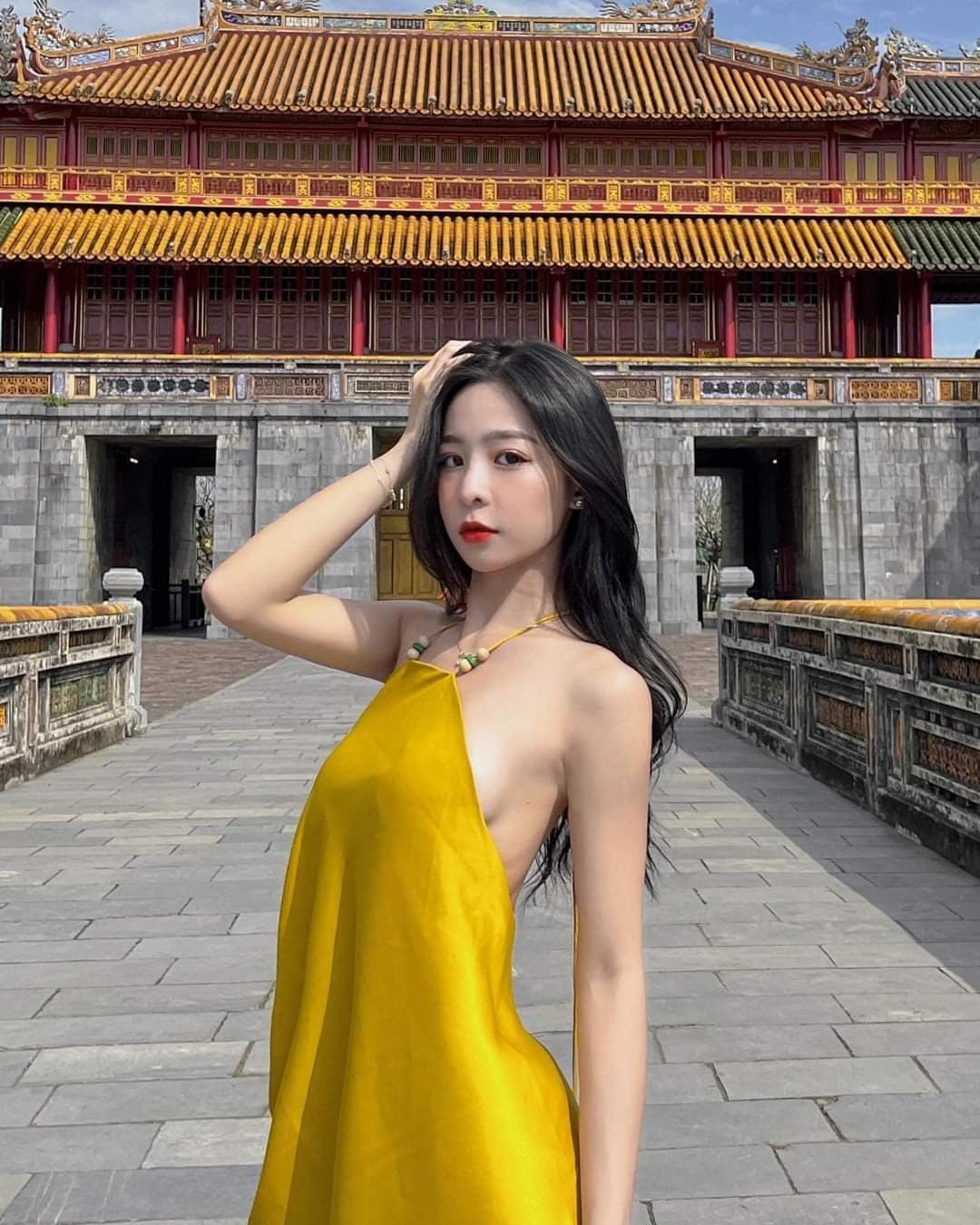 Rung, 26, escort in Dubai — Thai (photo 3 of 4)