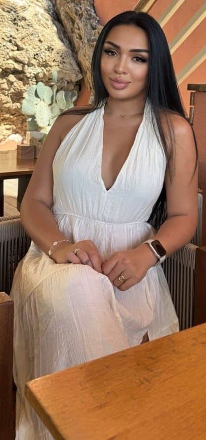 Sabira, 23, escort in Almaty — black hair, Kazakh (photo 4 of 9)