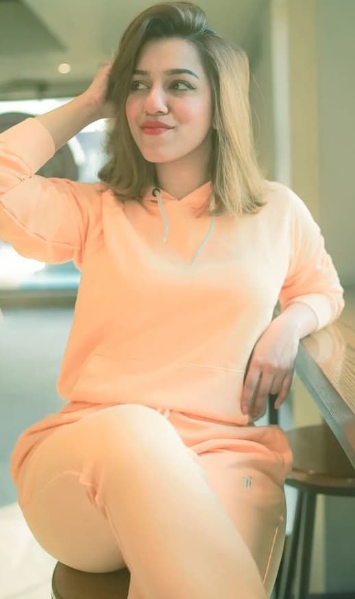 Alexandra, 24, escort in Dubai (photo 4 of 4)