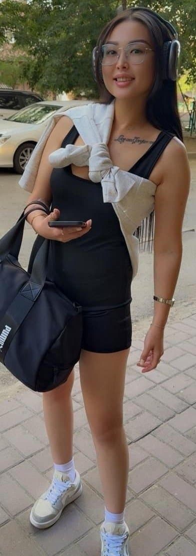 Balnur, 27, escort in Almaty — 169 cm, black hair (photo 9 of 10)