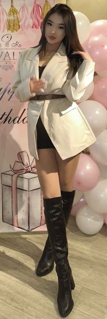 Asiya, 21, escort in Almaty — 167 cm, black hair (photo 3 of 8)