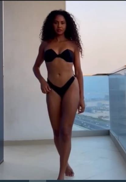 Maud, 25, escort in Dubai (photo 1 of 4)