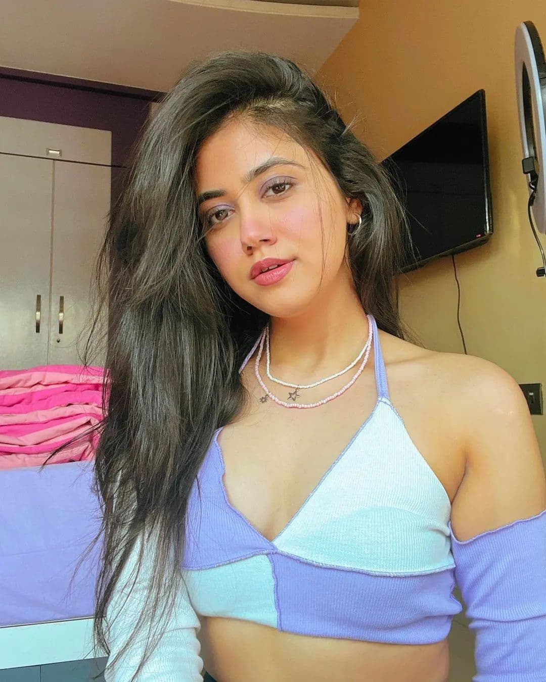 Sonya, 27, escort in Dubai — Russian (photo 1 of 3)