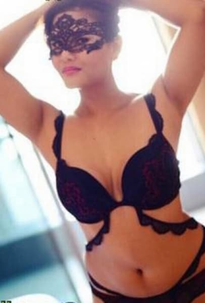 Jemima, 34, escort in Dubai (photo 3 of 4)