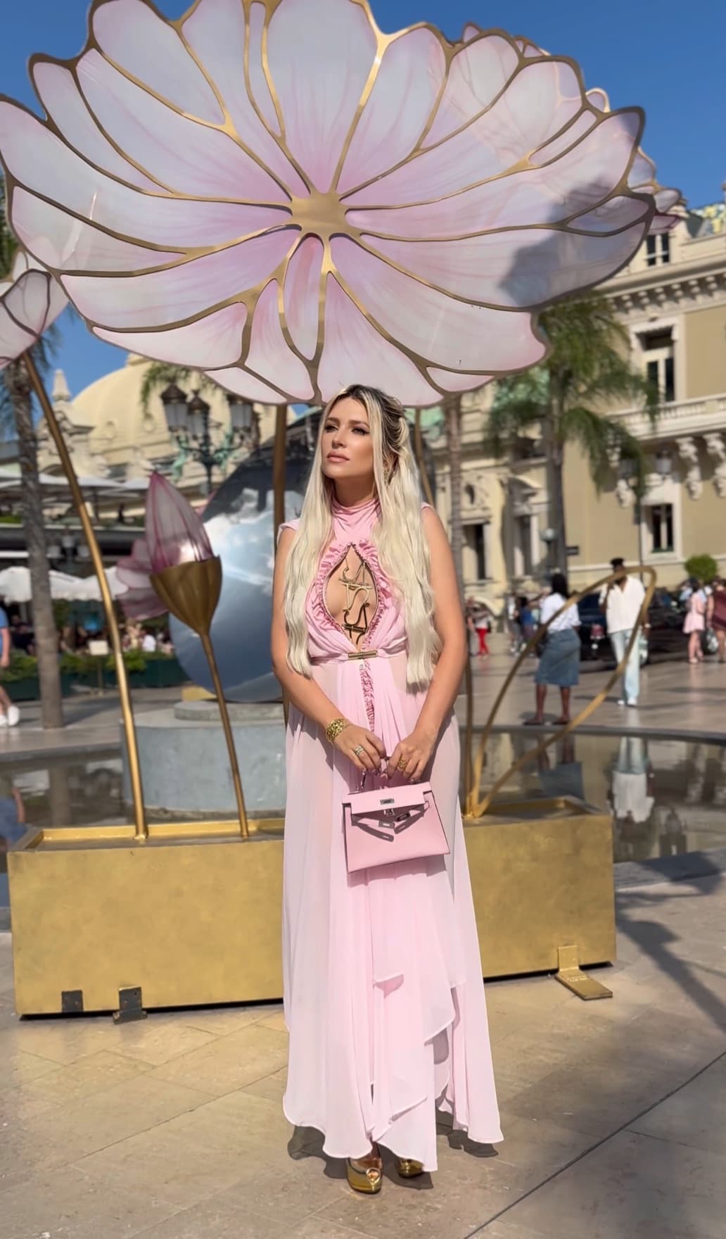 Miroslava, 22, escort in Dubai — Russian (photo 2 of 10)