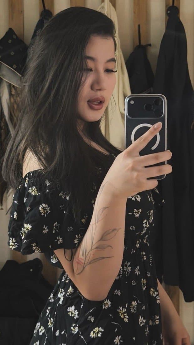 Balzhan, 20, escort in Astana — Kazakh, 170 cm (photo 5 of 9)