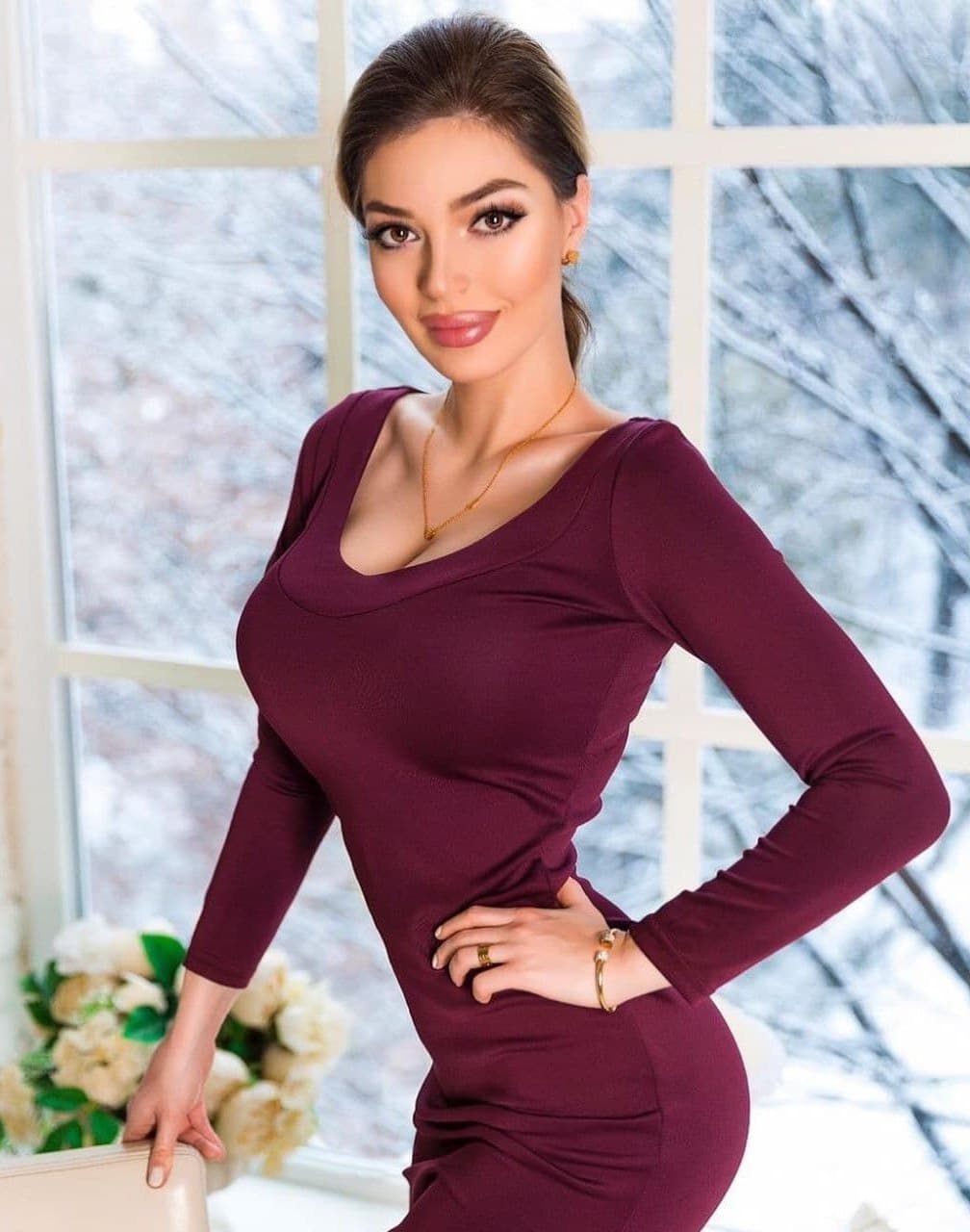 Emilie, 30, escort in Dubai (photo 2 of 5)