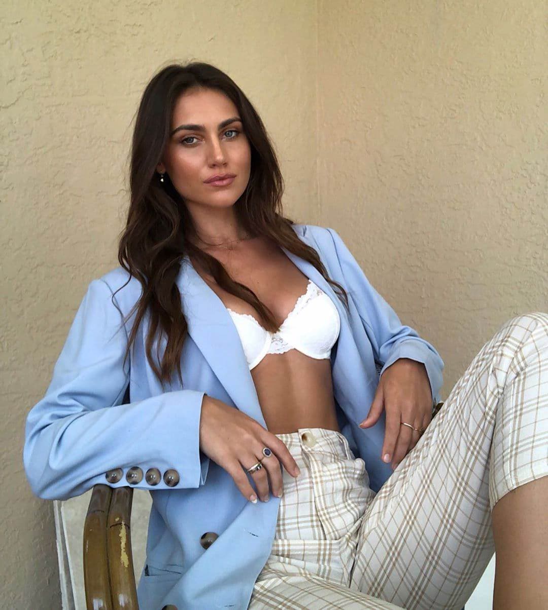 Stesha, 22, escort in Moscow — 178 cm (photo 3 of 10)