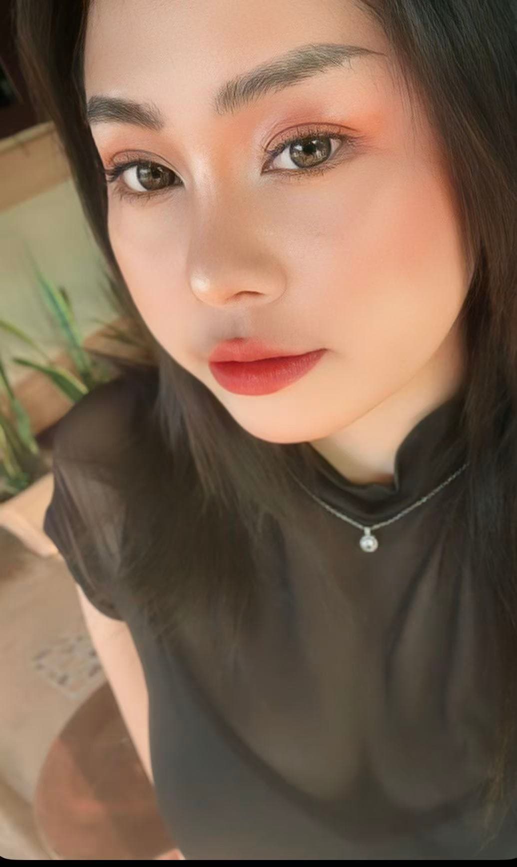 Elke, 22, escort in Dubai (photo 3 of 7)