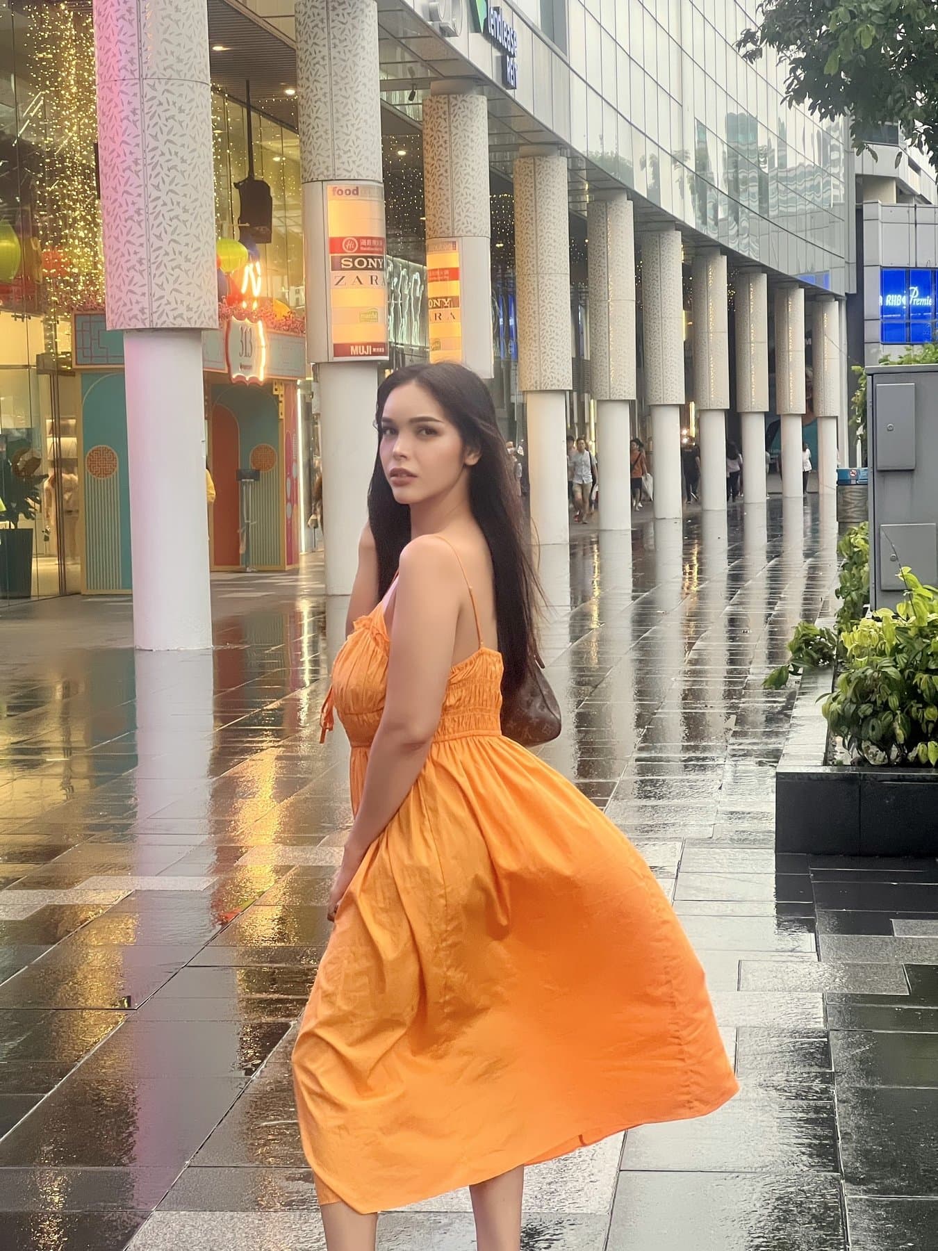 Nhung, 27, escort in Bangkok — Filipino (photo 4 of 4)