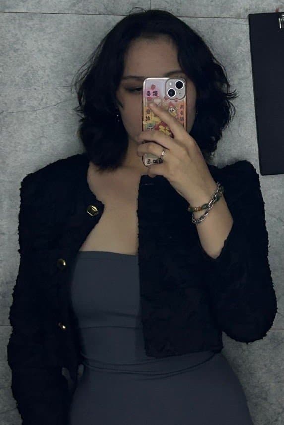 Gulzhan, 21, escort in Almaty — 175 cm, brown hair (photo 9 of 9)