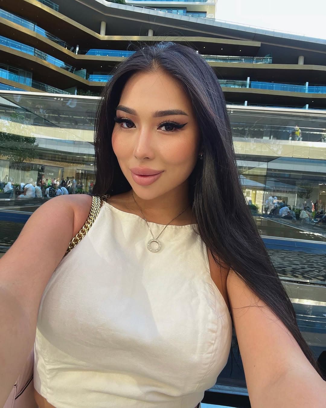Lesya, 24, escort in Dubai — Russian (photo 2 of 6)