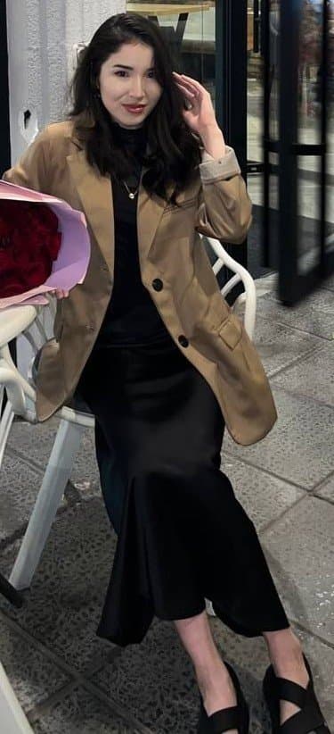 Arzu, 20, escort in Almaty — 160 cm, brown hair (photo 6 of 11)