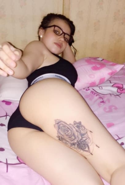 Nathalia, 30, escort in Dubai — Portuguese (photo 2 of 4)