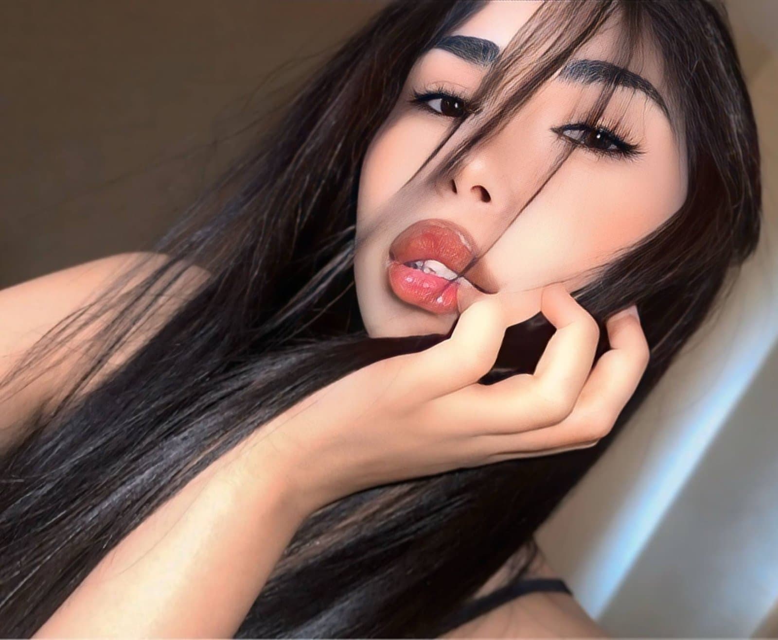 Rayhon, 20, escort in Almaty — Kazakh, 160 cm (photo 2 of 9)