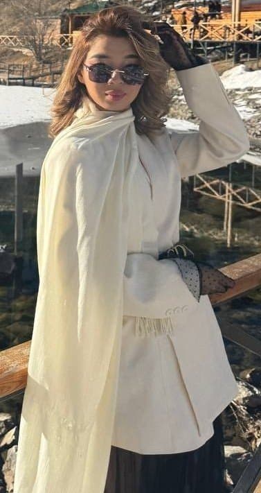 Kamila, 20, escort in Almaty — 165 cm, brown hair (photo 3 of 9)