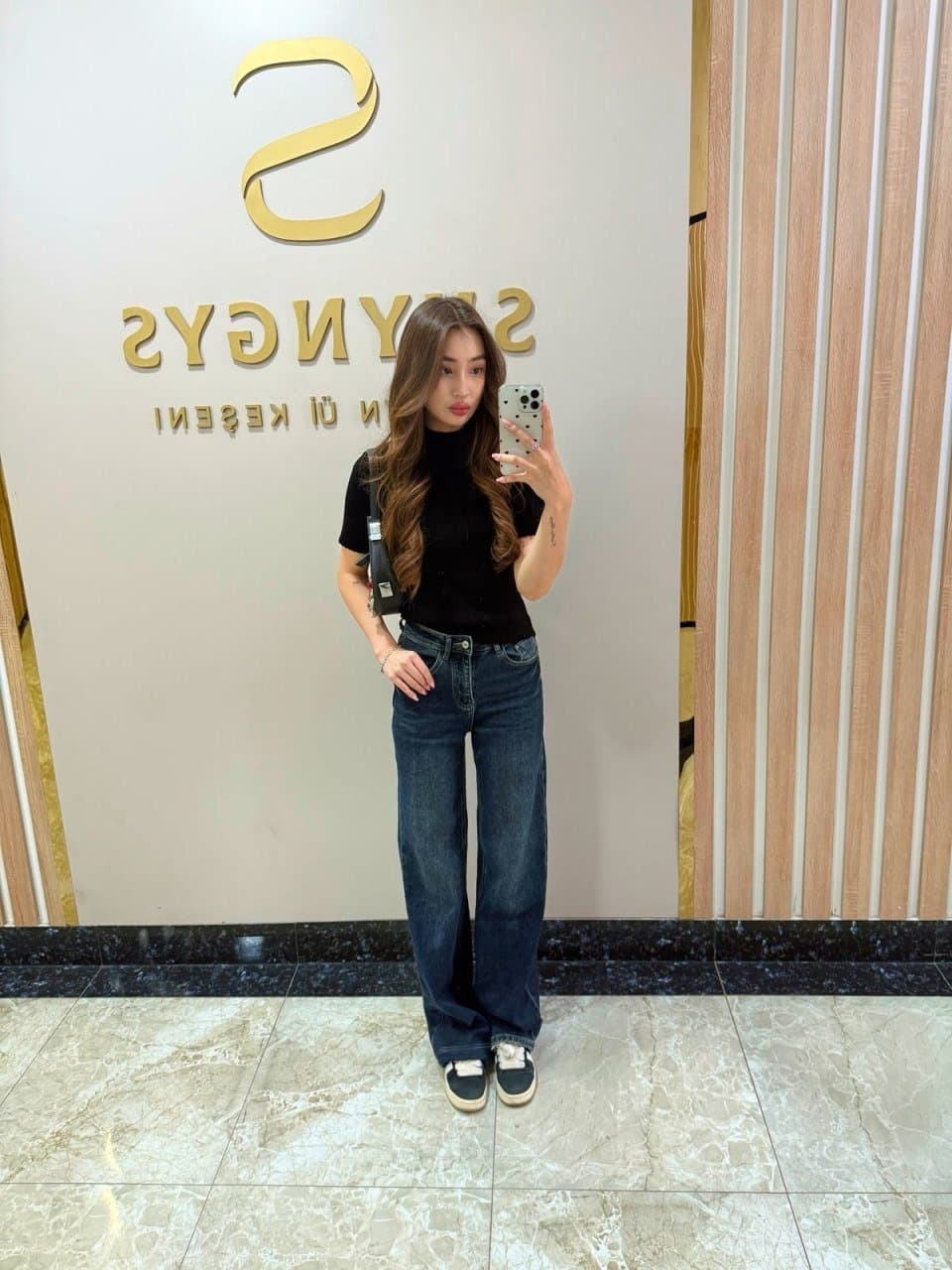 Aliya, 20, escort in Astana — Kazakh, 168 cm (photo 8 of 9)