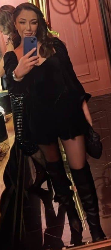 Aigerim, 37, escort in Astana — brown hair, Kazakh (photo 4 of 9)