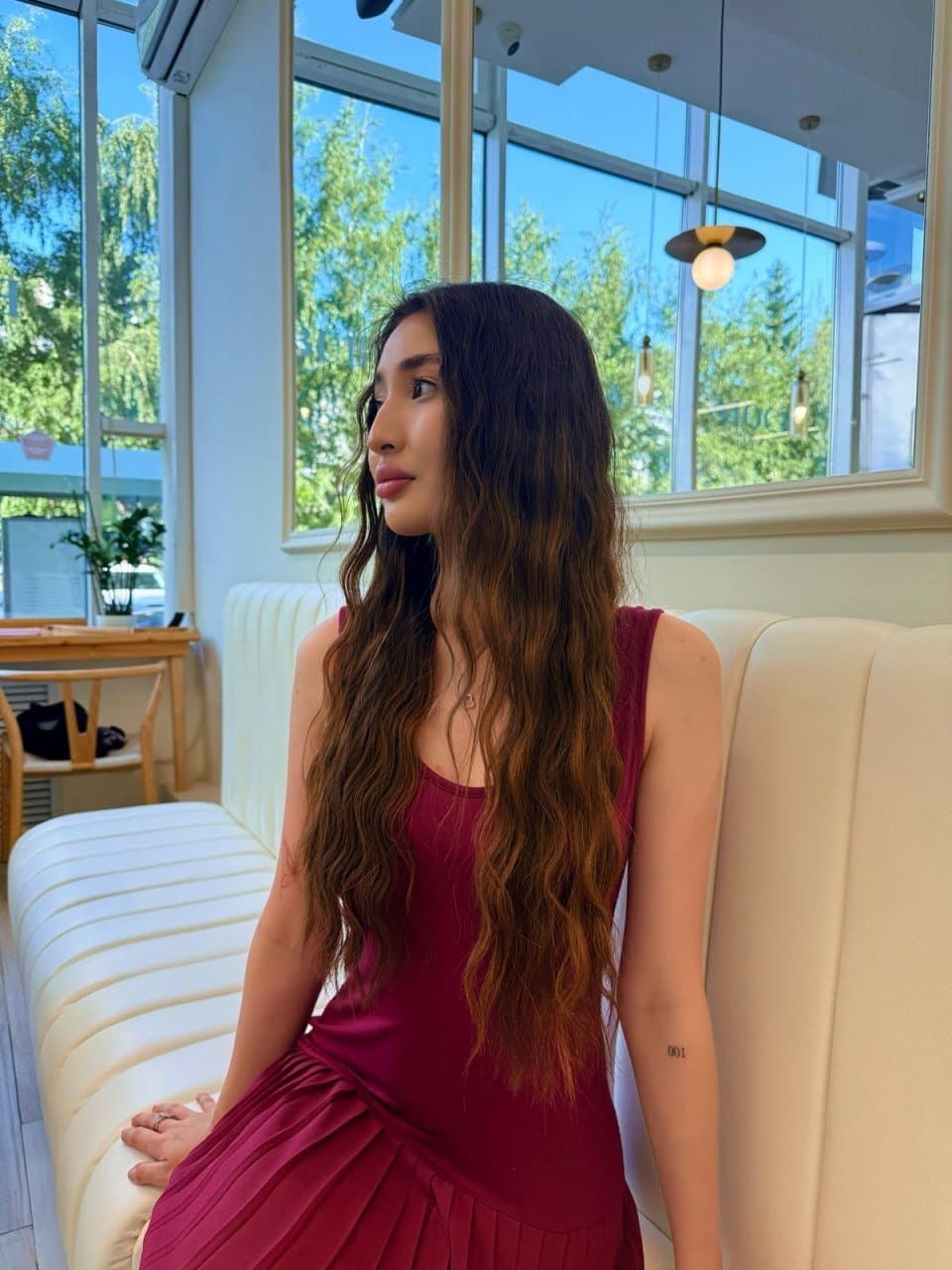 Aliya, 20, escort in Astana — Kazakh, 168 cm (photo 5 of 9)