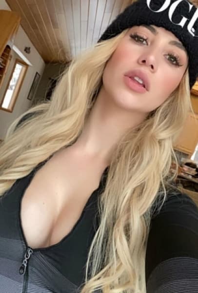 Tessa, 30, escort in Dubai (photo 4 of 5)