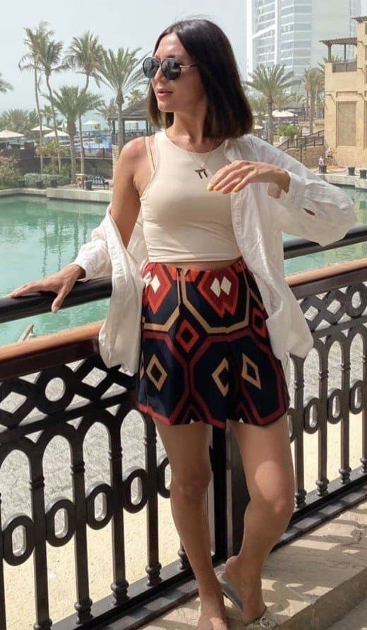 Nurai, 36, escort in Almaty — brown hair, Kazakh (photo 4 of 8)