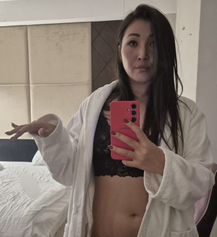 Ulzhan, 32, escort in Almaty — Kazakh, 171 cm (photo 2 of 8)