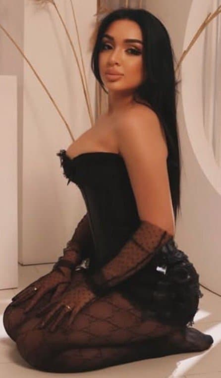 Sabira, 23, escort in Almaty — 169 cm, black hair (photo 9 of 9)