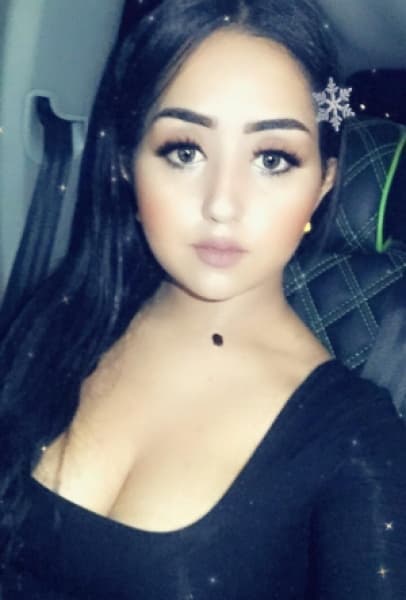 Nuha, 30, escort in Dubai — Lebanese (photo 1 of 5)