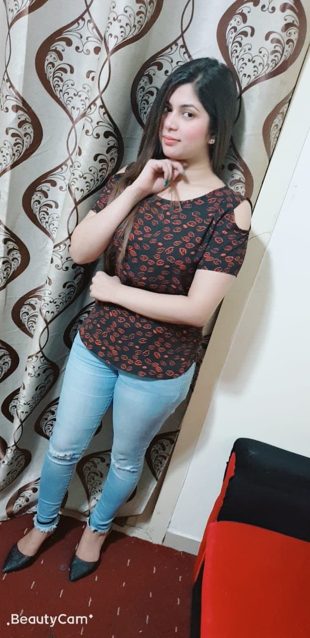 Libby, 26, escort in Dubai (photo 2 of 5)
