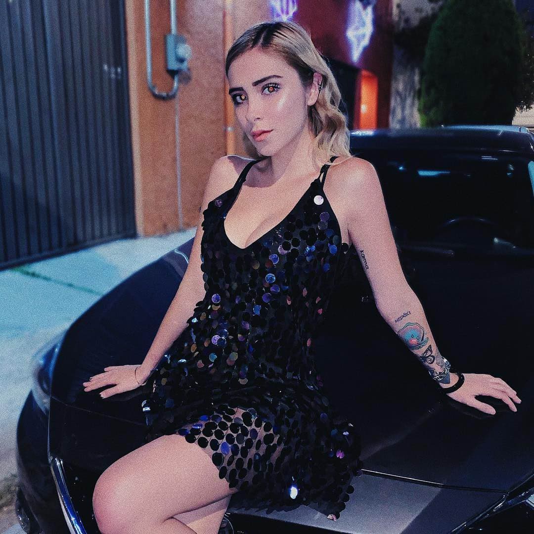 Nelli, 20, escort in Moscow — 170 cm, blonde hair (photo 2 of 10)