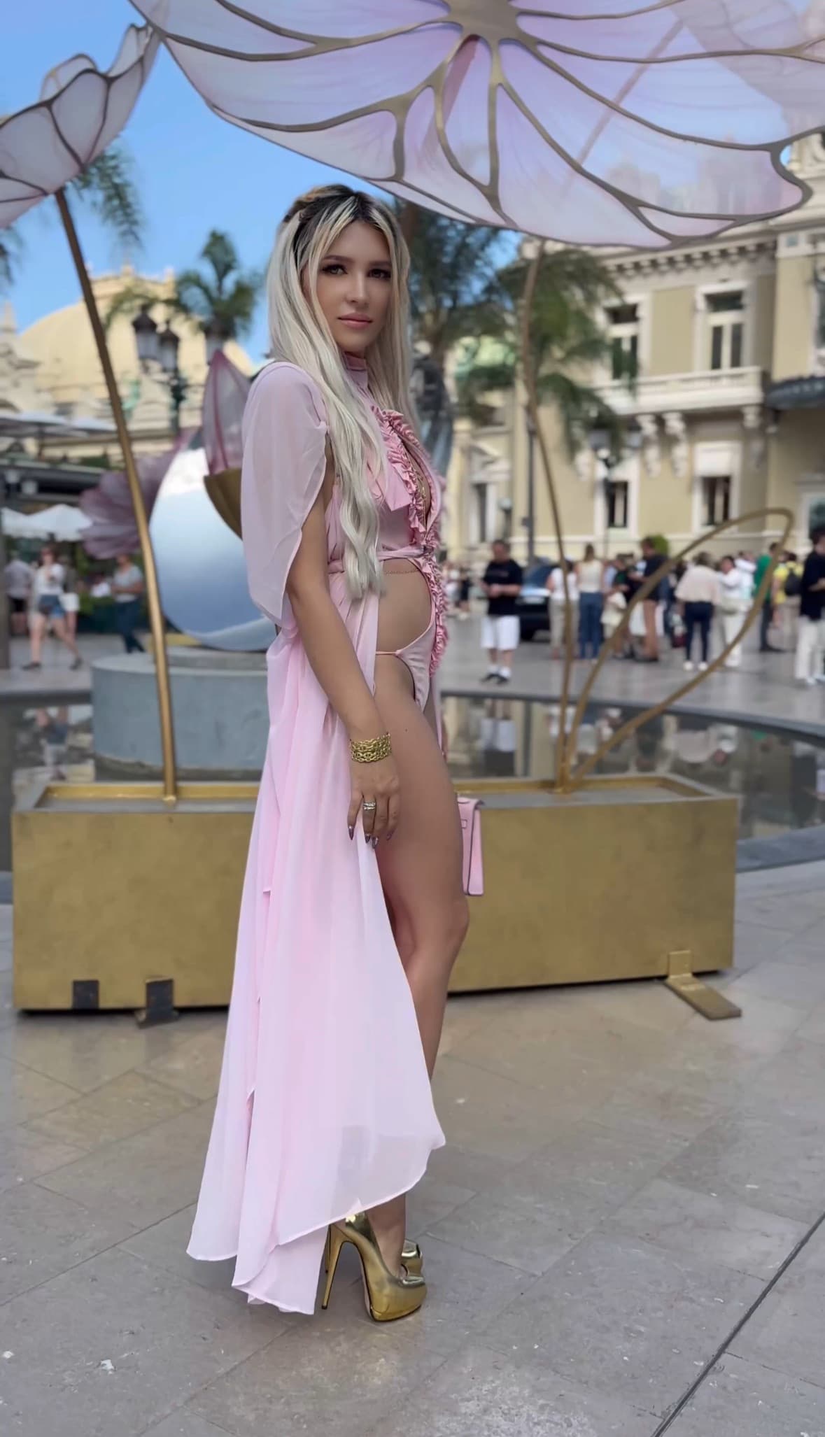 Miroslava, 22, escort in Dubai — Russian (photo 10 of 10)