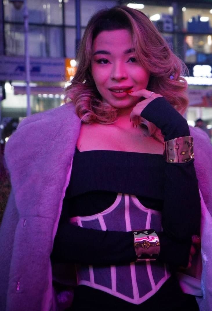 Kamila, 20, escort in Almaty — Kazakh, 165 cm (photo 5 of 9)