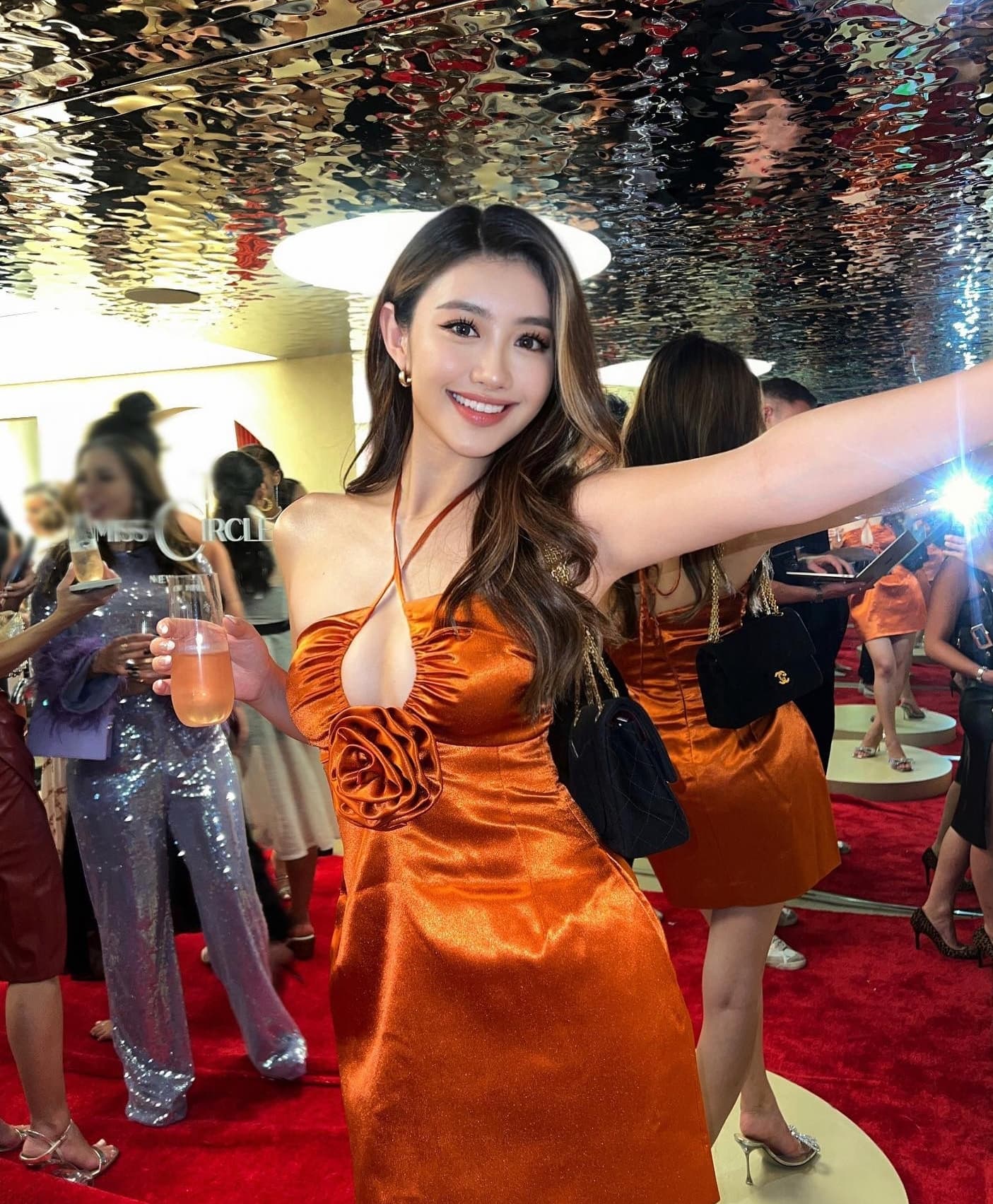 Melody, 27, escort in Dubai (photo 5 of 7)