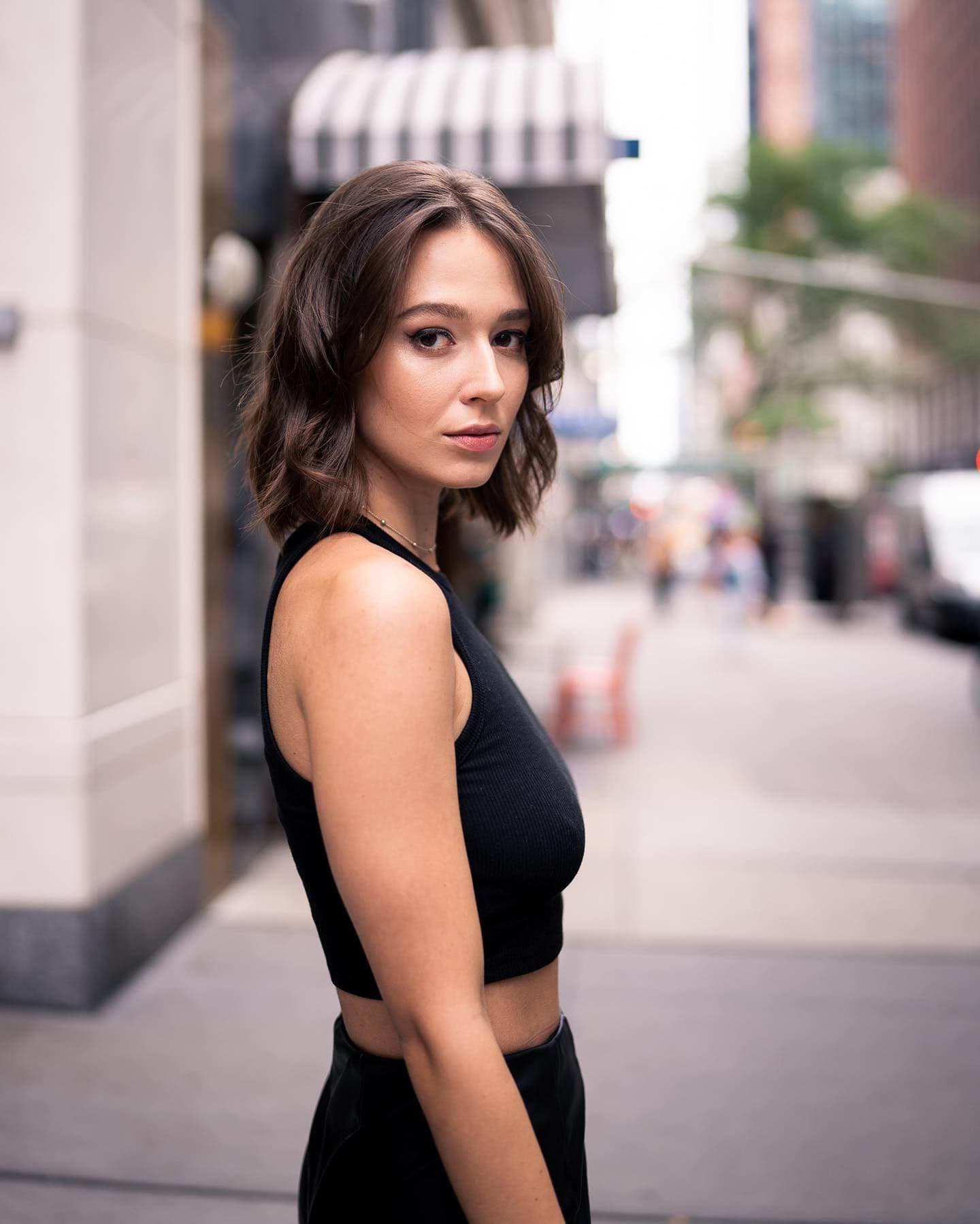 Lilian, 23, escort in Moscow — 171 cm, brown hair (photo 6 of 10)
