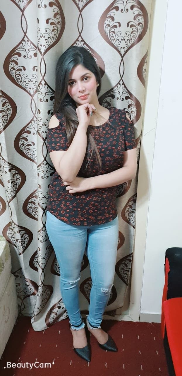 Libby, 26, escort in Dubai (photo 5 of 5)