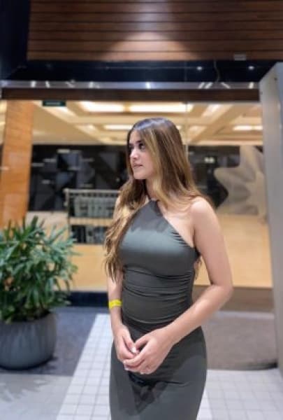 Liza, 22, escort in Dubai — Russian (photo 2 of 4)